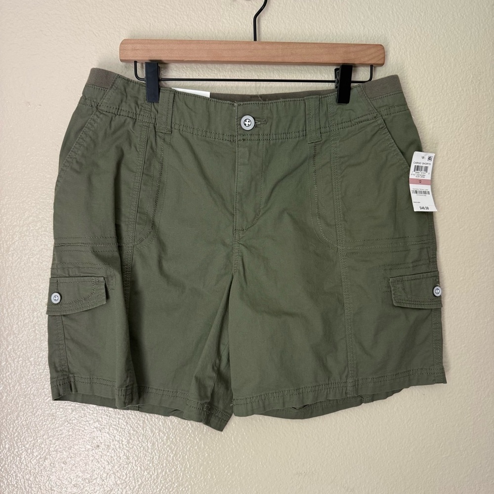 ❇️Style & Co. Green Cargo Shorts 2 for $22❇️